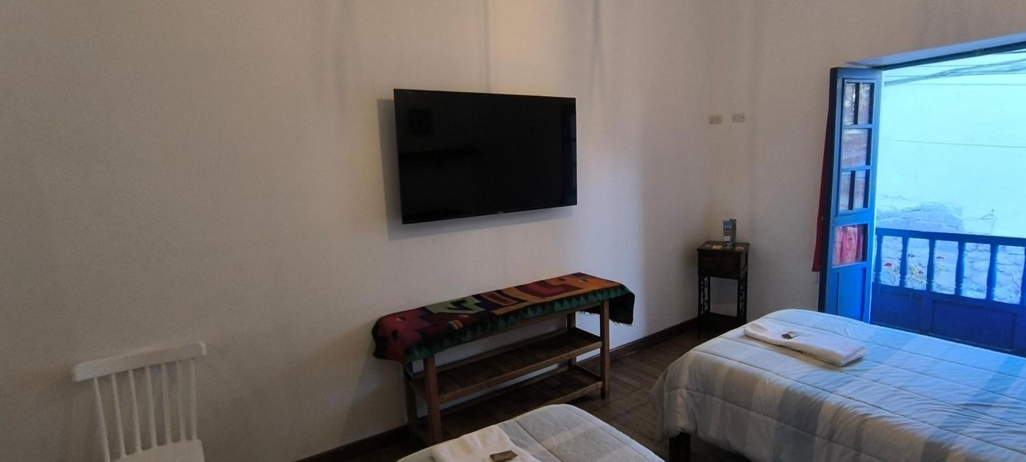 Flying Dog Hostel กุสโก ภายนอก รูปภาพ