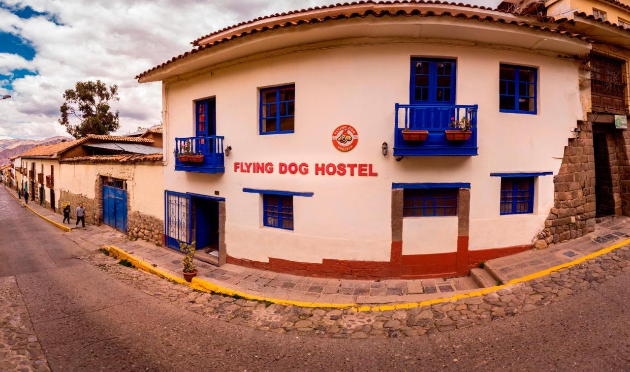 Flying Dog Hostel กุสโก ภายนอก รูปภาพ